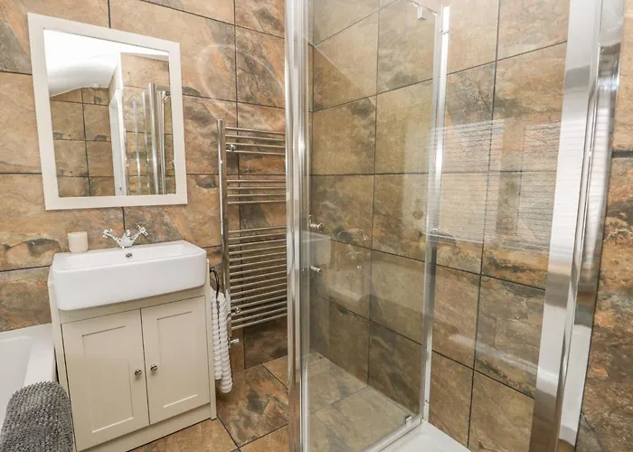 The Sanctuary * Redcar